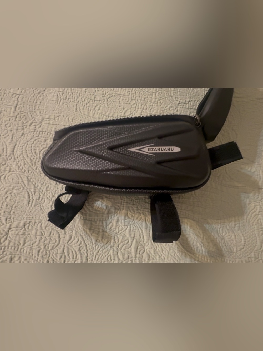 Rzahuahu mesh/hard shell bicycle frame bag, gently used/good!